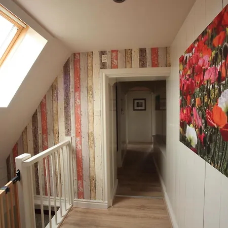 Comfortable Coastal Getaway Vakantiehuis *